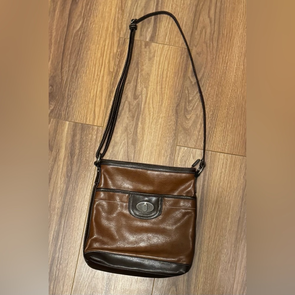 Medium size crossbody purse